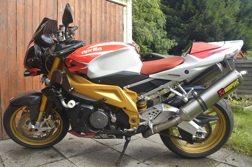 The awesome Aprilia Tuono. Didn't bond with it as much as the Fazer, but it was great.